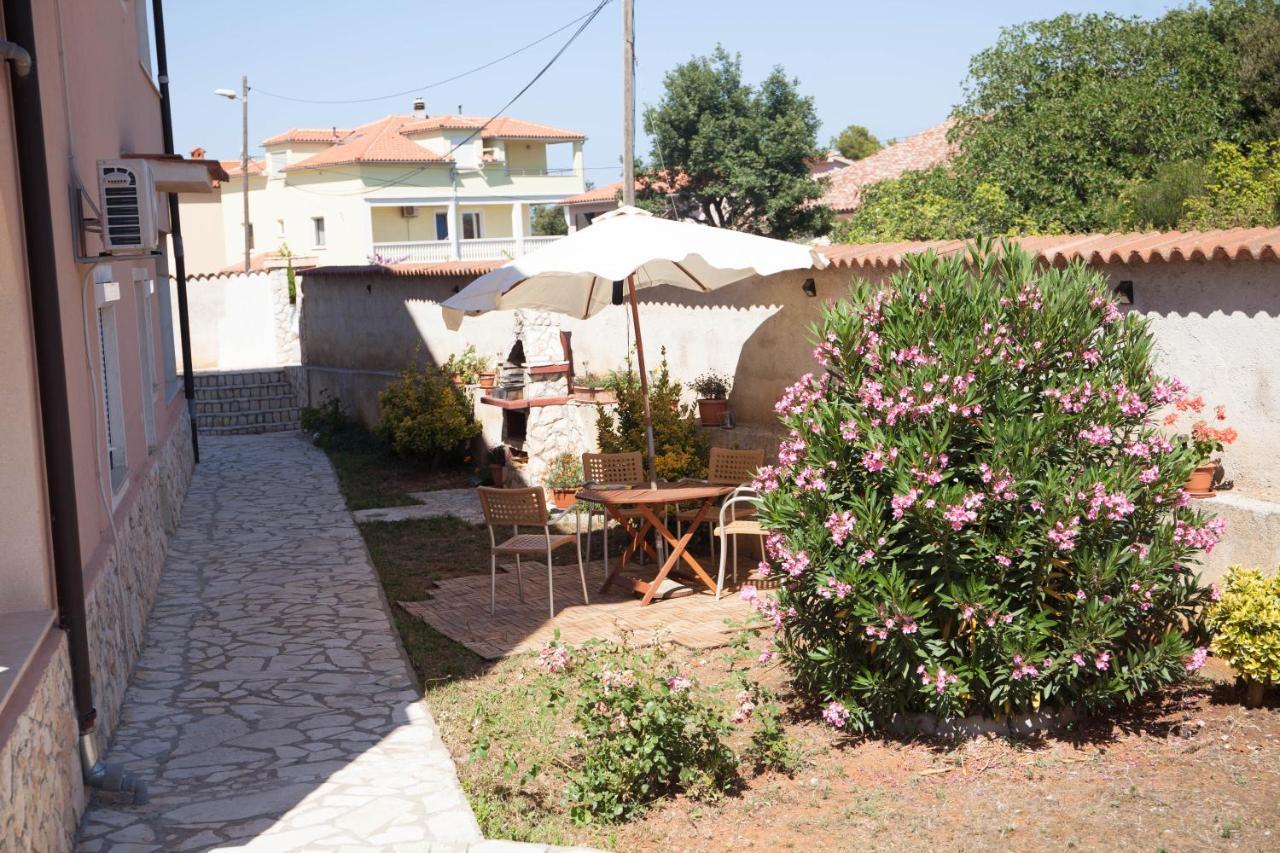 Liznjan App Apartamento Exterior foto