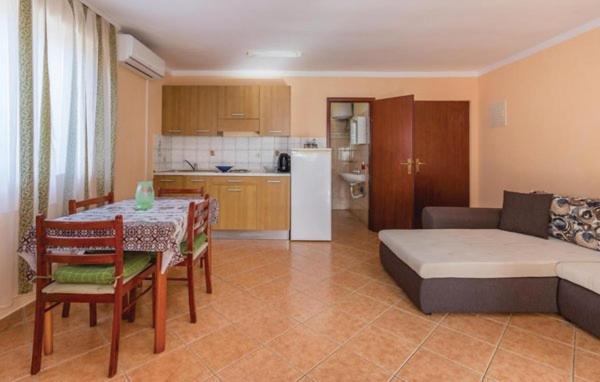 Liznjan App Apartamento Exterior foto